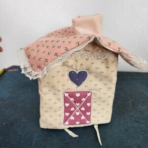 VTG Fabric Floral Cottage Core House Tissue Box Cover Holder Prairie Core